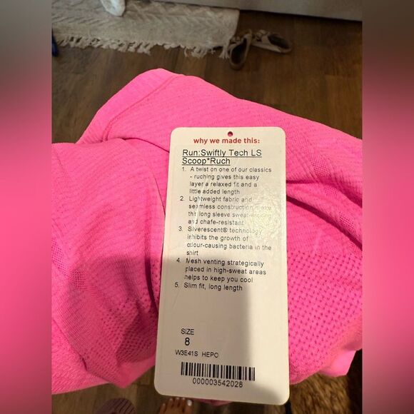 Lululemon Scoop Neck Swiftly Ruched - Picture 8 of 8